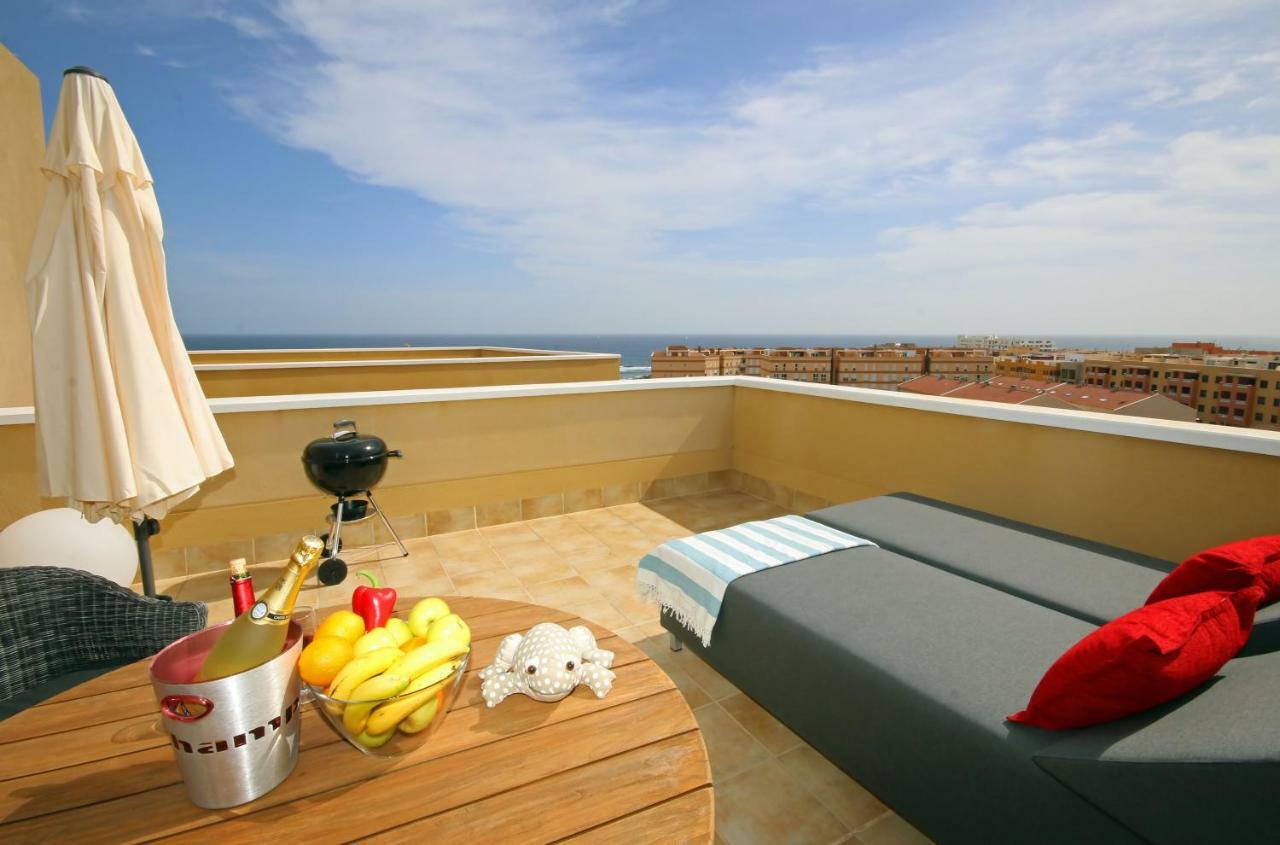 Apartament La Perla By Rentmedano Superb Luxury Duplex, Private Roof Terrace, Ocean View, Pool, Wifi And Parking El Médano Zewnętrze zdjęcie