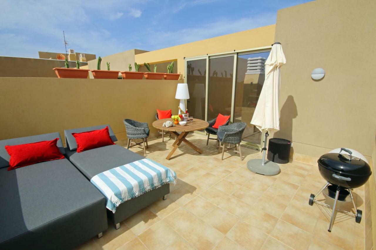 Apartament La Perla By Rentmedano Superb Luxury Duplex, Private Roof Terrace, Ocean View, Pool, Wifi And Parking El Médano Zewnętrze zdjęcie